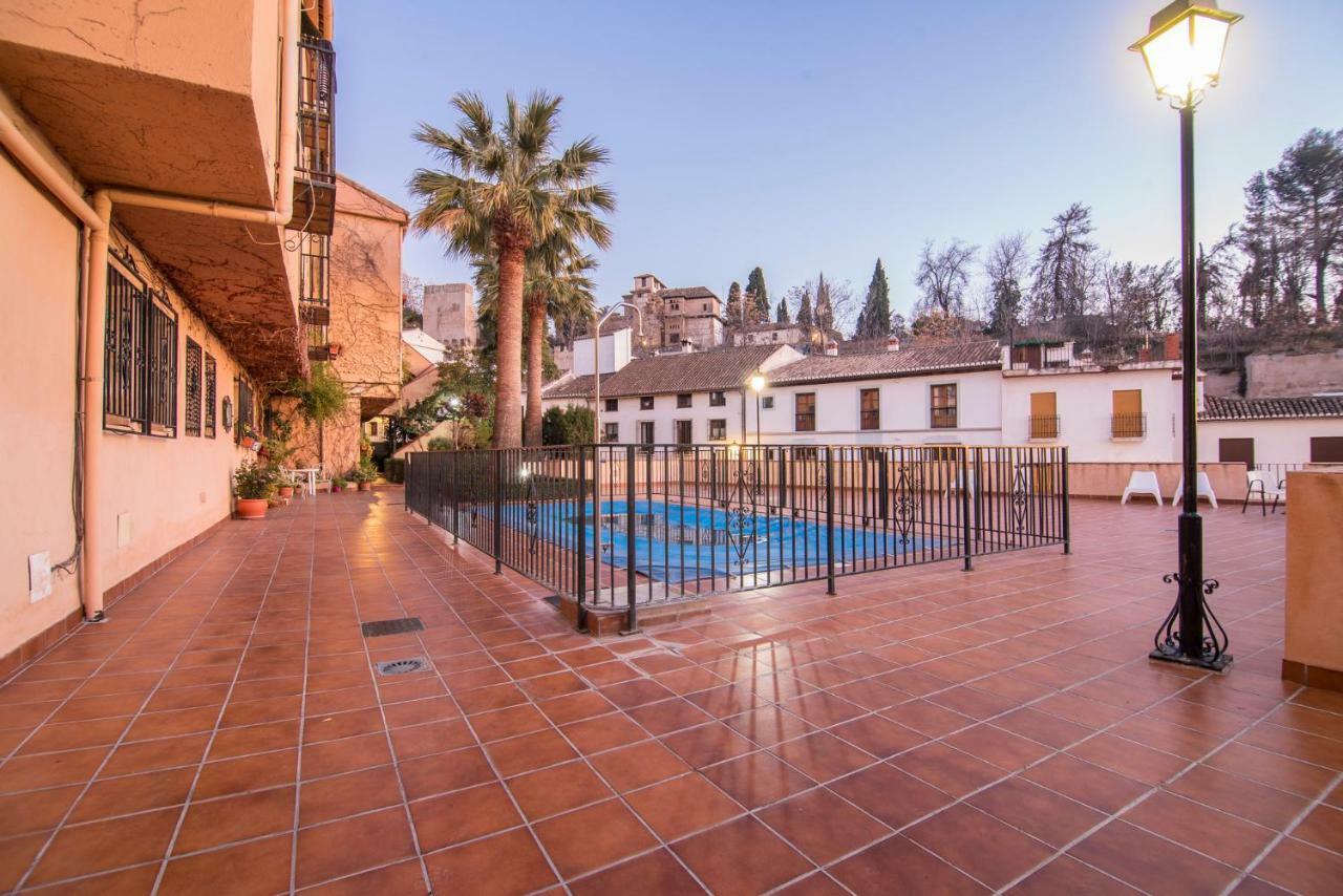 Casa De Alhacaba Appartement Granada Buitenkant foto